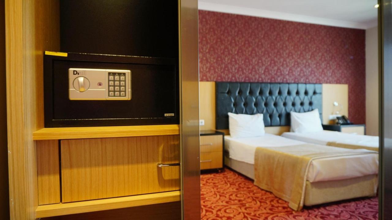 Vois Hotel Atasehir & Spa Istambul Exterior foto
