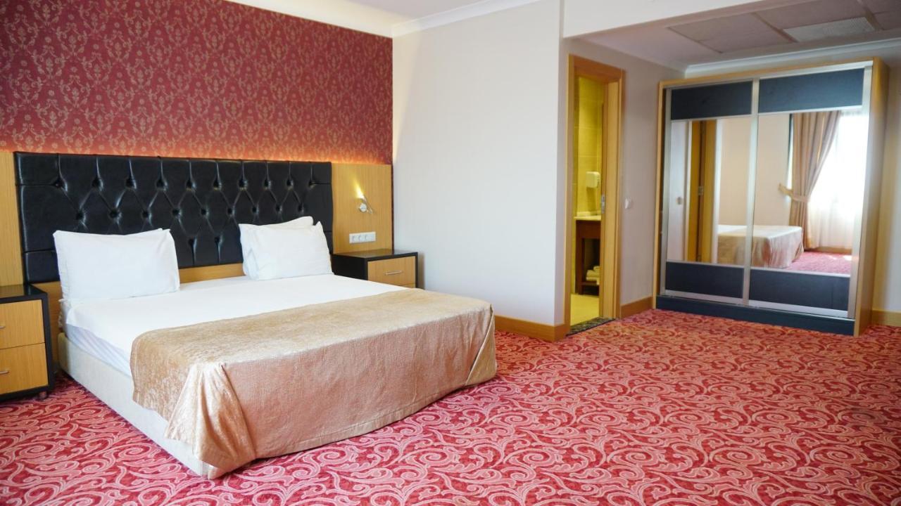 Vois Hotel Atasehir & Spa Istambul Exterior foto